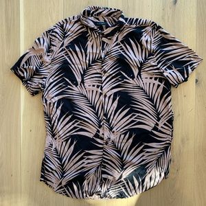 Men’s New Look Tropical Button-Down Shirt